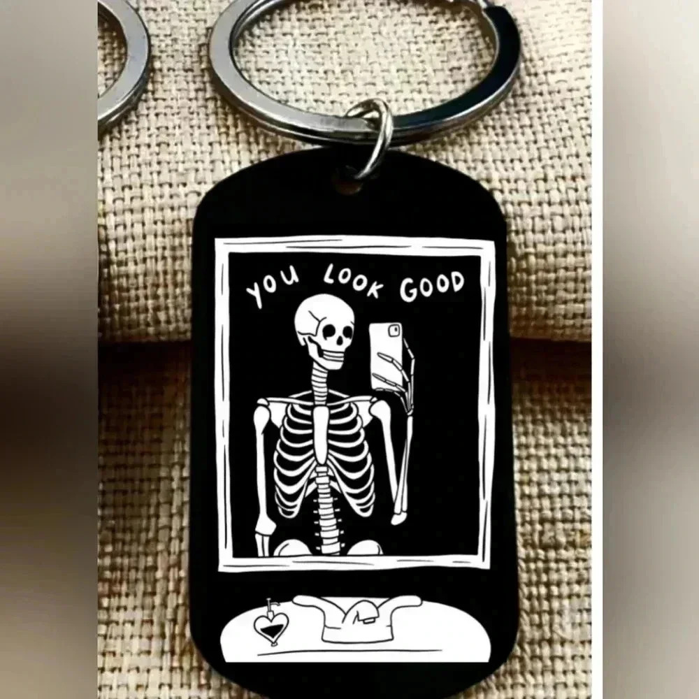 Skeleton selfie bathroom mirror hot funny Keychain